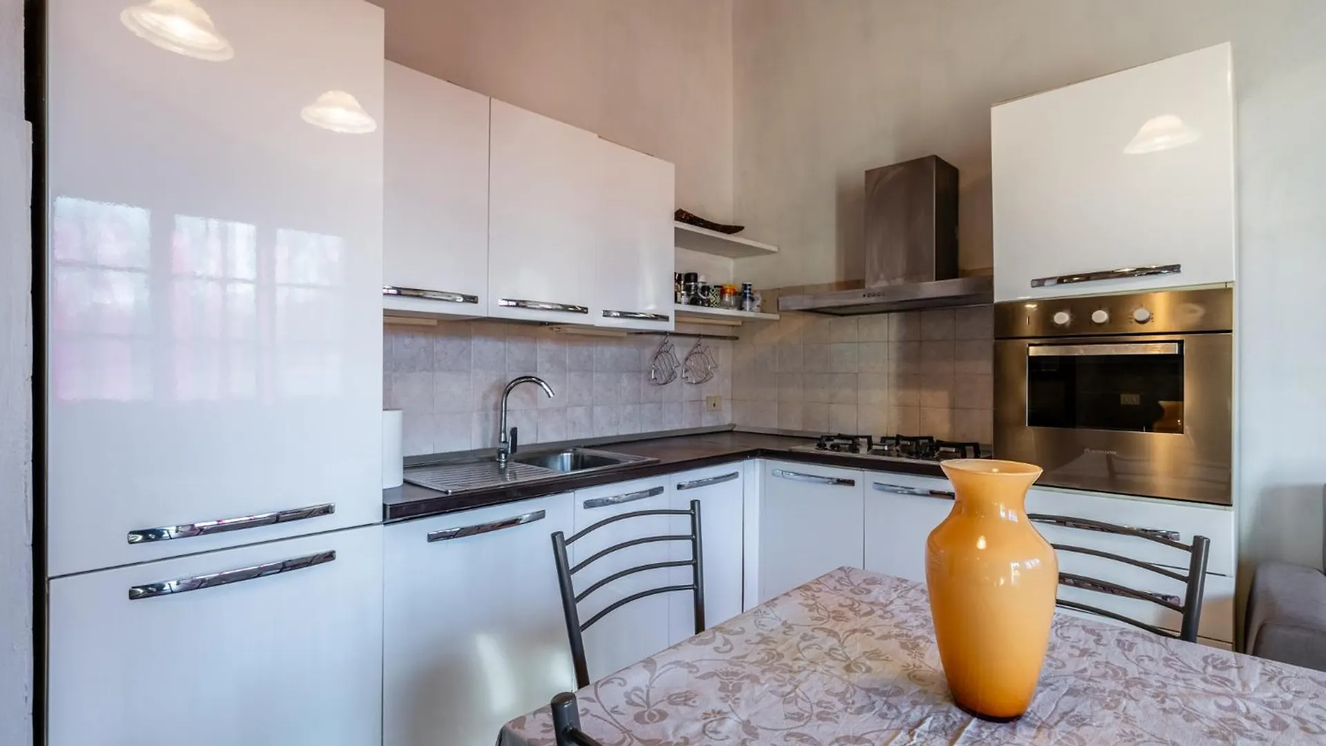 Casa Fontine Villa Santa Maria a Monte 0*,  Italy